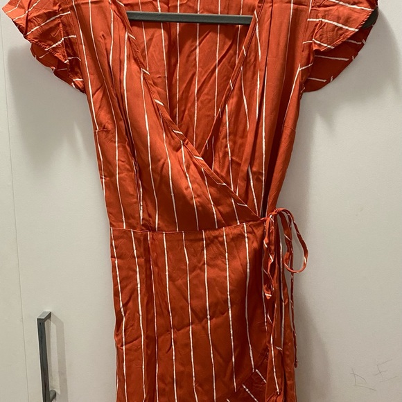 Abercrombie Wrap Dress - Picture 2 of 3